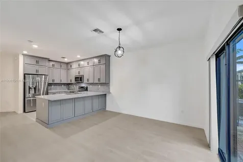 4679 Brumby Terrace Davie FL 33314