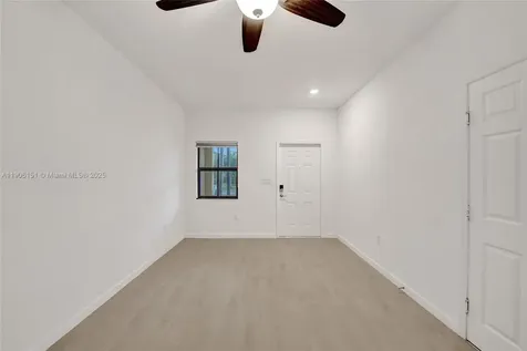 4679 Brumby Terrace Davie FL 33314