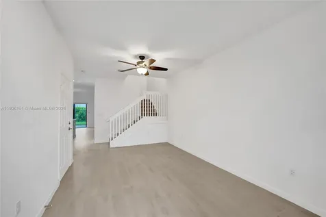 4679 Brumby Terrace Davie FL 33314