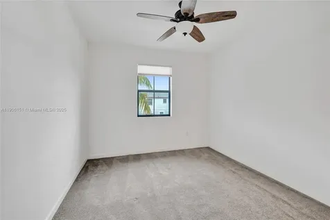4679 Brumby Terrace Davie FL 33314