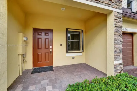 4679 Brumby Terrace Davie FL 33314