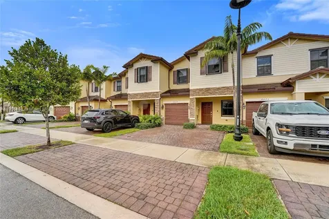 4679 Brumby Terrace Davie FL 33314