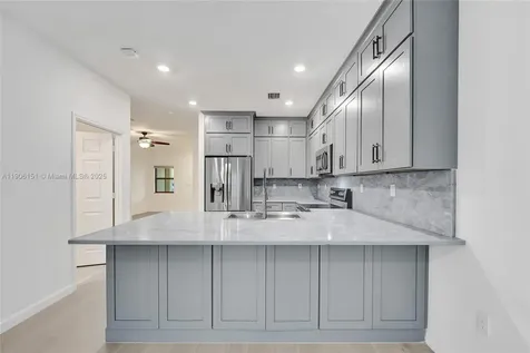4679 Brumby Terrace Davie FL 33314
