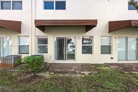 2991 NW 30th Place Oakland Park FL 33311