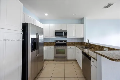 2991 NW 30th Place Oakland Park FL 33311