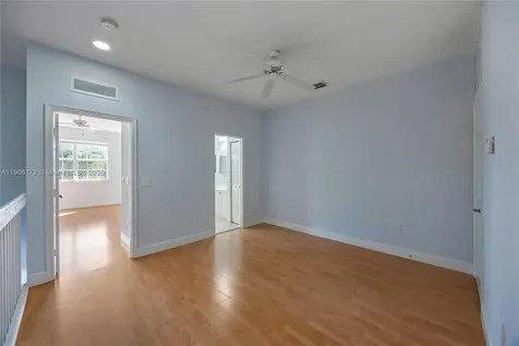 2991 NW 30th Place Oakland Park FL 33311