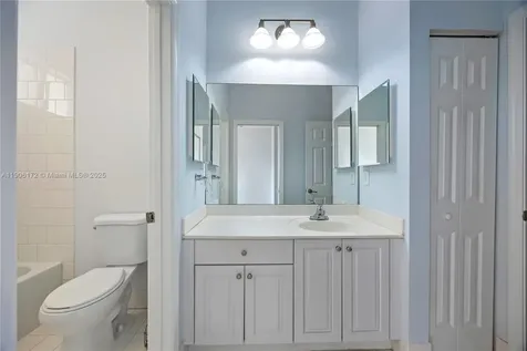 2991 NW 30th Place Oakland Park FL 33311