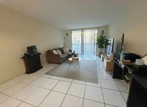1820 SW 81st Avenue North Lauderdale FL 33068