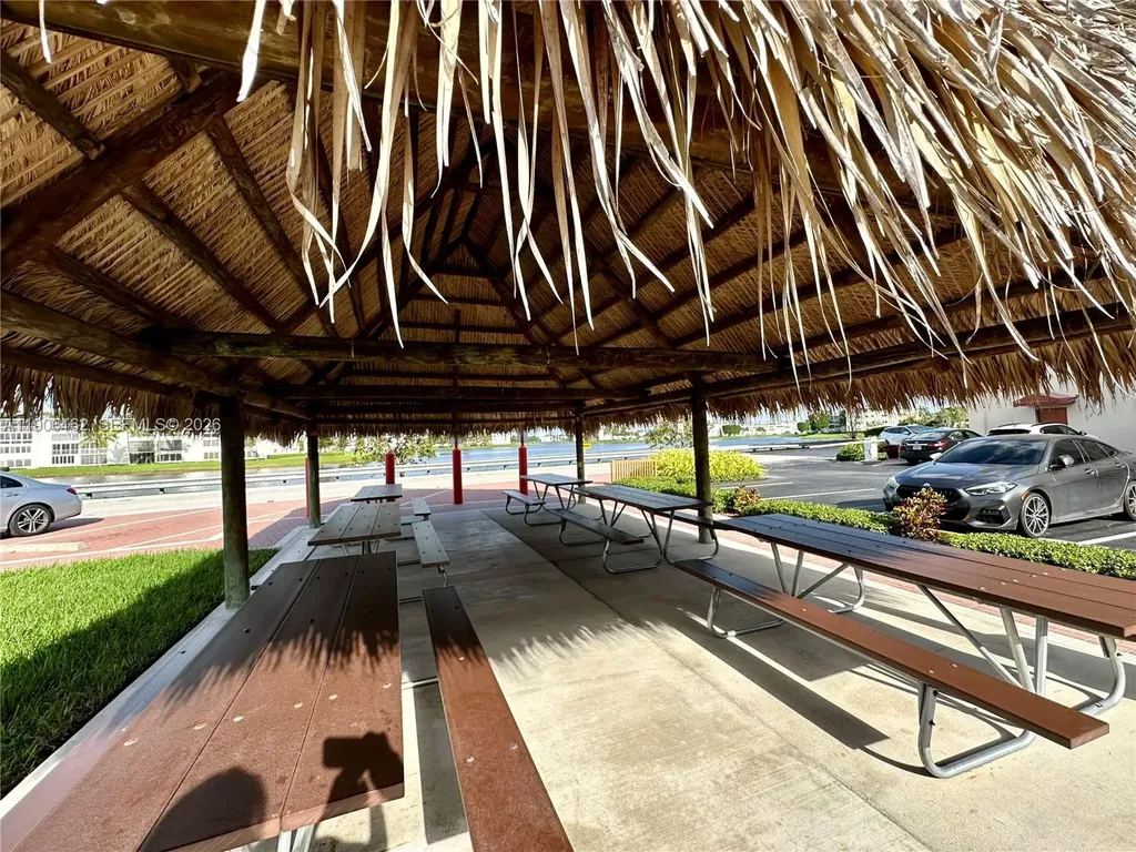 142 Preston D Boca Raton FL 33434