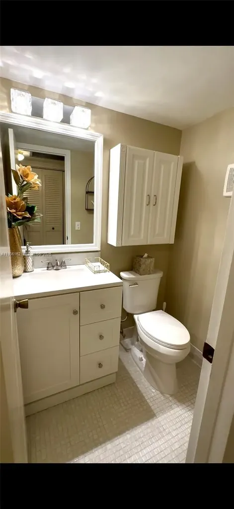 142 Preston D Boca Raton FL 33434