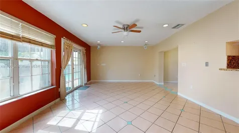 6051 SW 110th Avenue Miami FL 33173