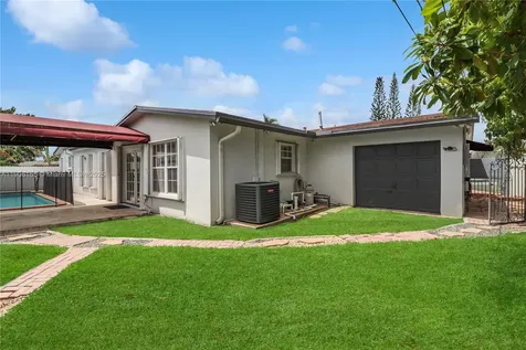 6051 SW 110th Avenue Miami FL 33173