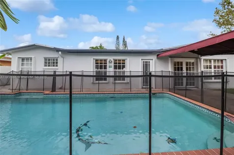 6051 SW 110th Avenue Miami FL 33173