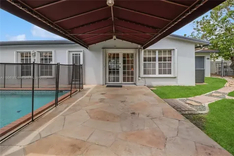 6051 SW 110th Avenue Miami FL 33173