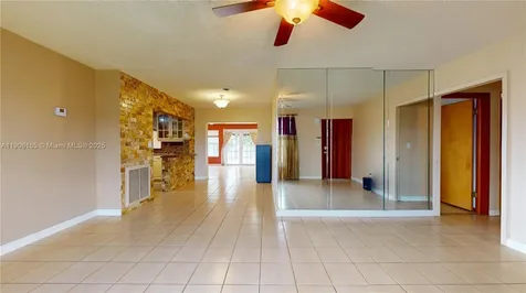 6051 SW 110th Avenue Miami FL 33173
