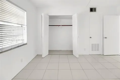 3199 S Ocean Drive Hallandale Beach FL 33009