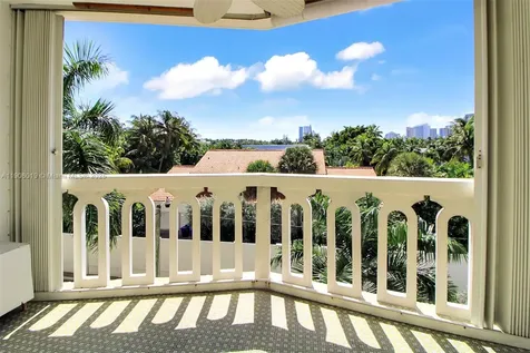 3199 S Ocean Drive Hallandale Beach FL 33009