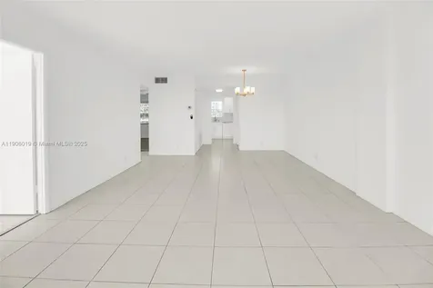 3199 S Ocean Drive Hallandale Beach FL 33009