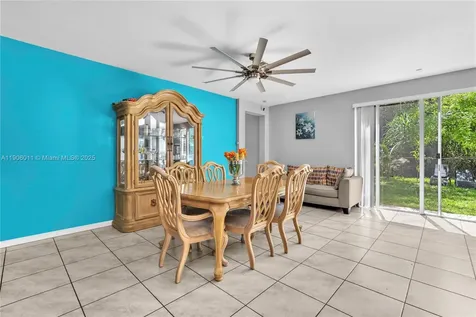 2190 SE 2nd Street Homestead FL 33033