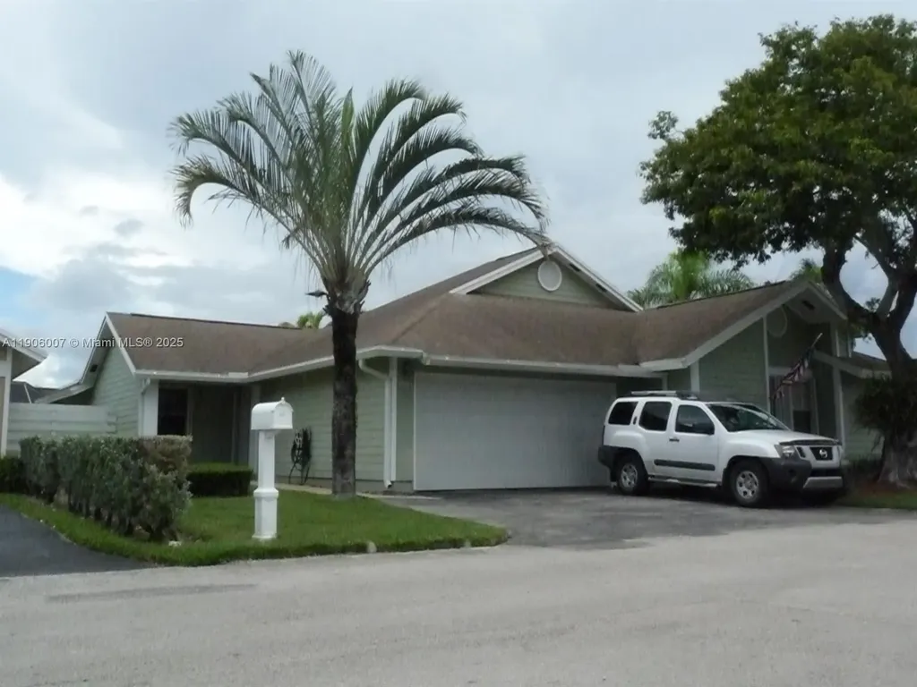 10184 SW 139th Place Miami FL 33186
