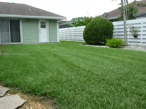 10184 SW 139th Place Miami FL 33186