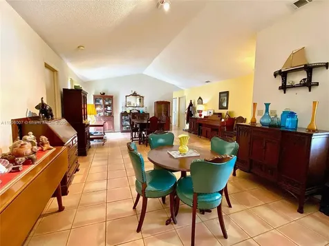 10184 SW 139th Place Miami FL 33186