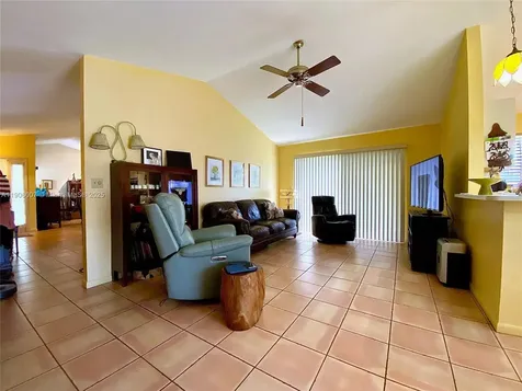 10184 SW 139th Place Miami FL 33186