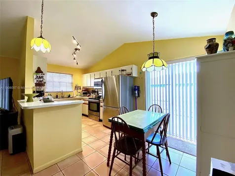 10184 SW 139th Place Miami FL 33186
