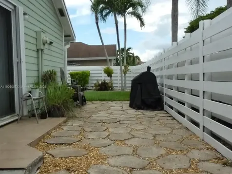10184 SW 139th Place Miami FL 33186