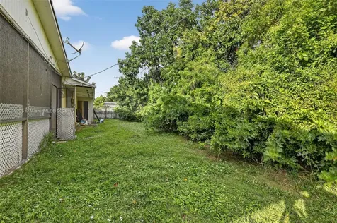 16411 SW 101st Avenue Miami FL 33157