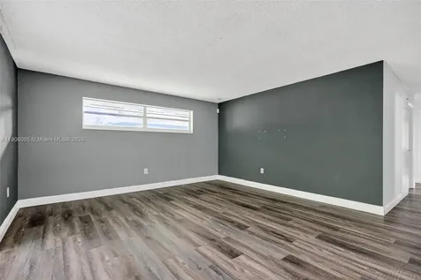 16411 SW 101st Avenue Miami FL 33157