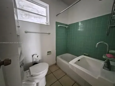 2160 NW 23rd Court Miami FL 33142