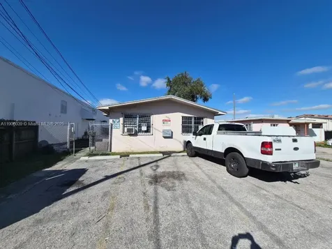 2160 NW 23rd Court Miami FL 33142