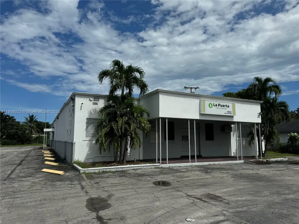 12495 NE 2nd Avenue North Miami FL 33161