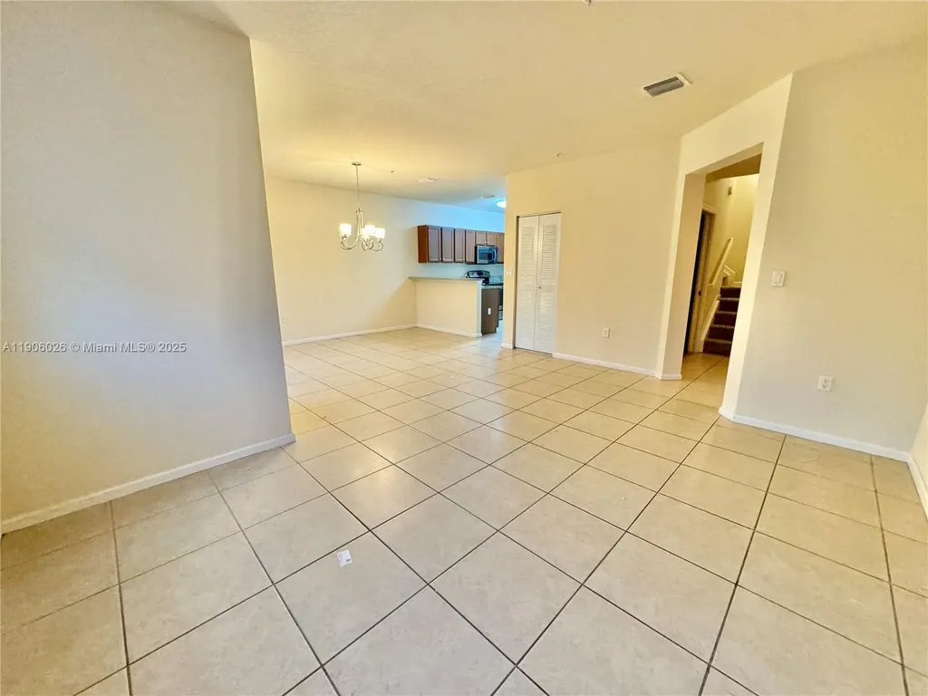 8650 NW 97th Avenue Doral FL 33178