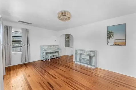 610 S N Street Lake Worth FL 33460