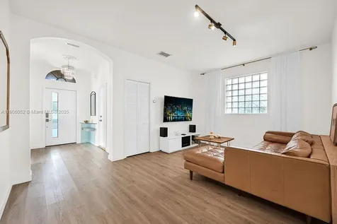 4366 NW 113th Place Doral FL 33178