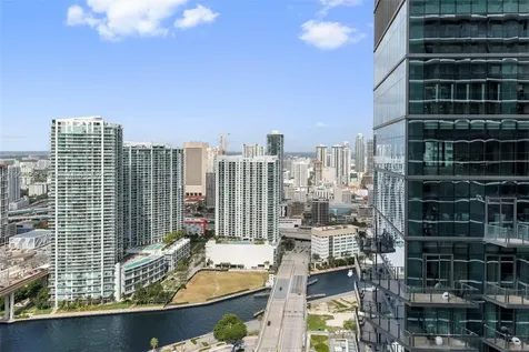 801 S Miami Avenue Miami FL 33130