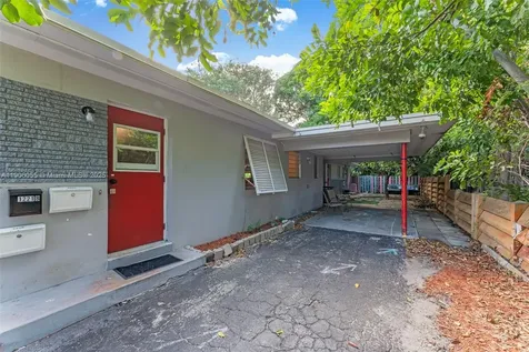 1219-1221 NE 18th Avenue Fort Lauderdale FL 33304