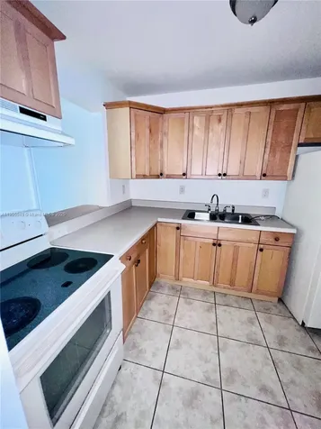 12290 NE 11th Court North Miami FL 33161