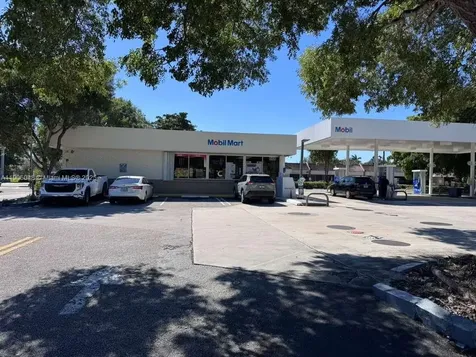 8400 W Oakland Park Boulevard Sunrise FL 33351