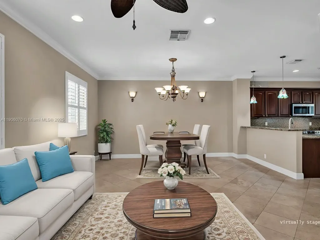 2891 S Greenleaf Circle Boynton Beach FL 33426