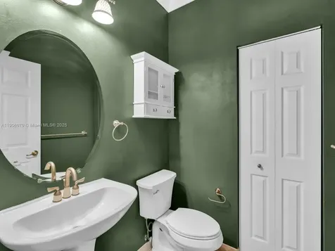 2891 S Greenleaf Circle Boynton Beach FL 33426