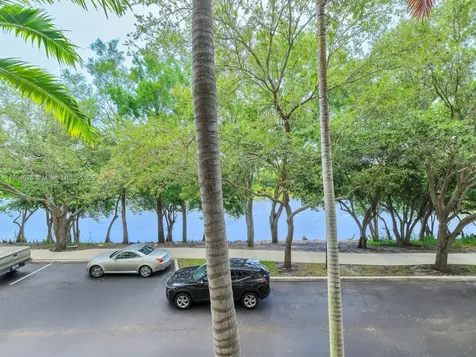 2891 S Greenleaf Circle Boynton Beach FL 33426