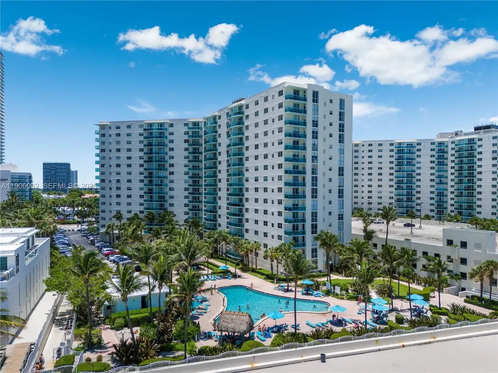 3901 S Ocean Drive Hollywood FL 33019