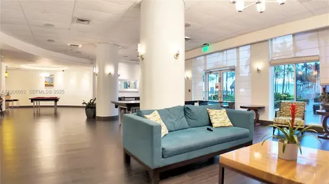 3901 S Ocean Drive Hollywood FL 33019