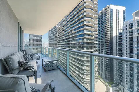 1100 S Miami Avenue Miami FL 33130