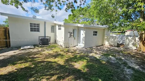 4630 SW 36th Street West Park FL 33023