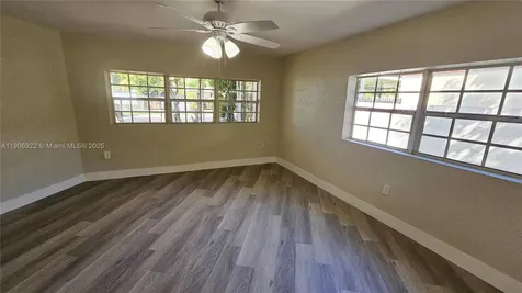4630 SW 36th Street West Park FL 33023