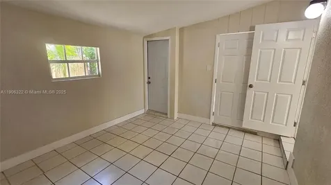 4630 SW 36th Street West Park FL 33023